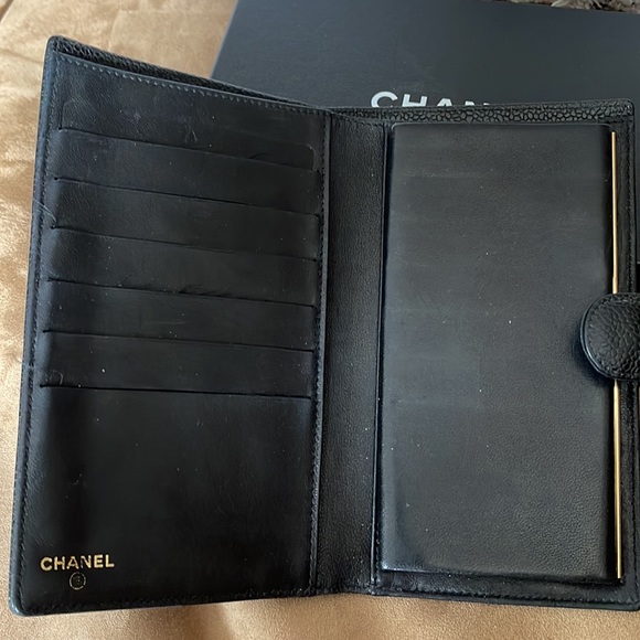 Chanel Timeless Caviar CC French Wallet - Picture 3 of 3
